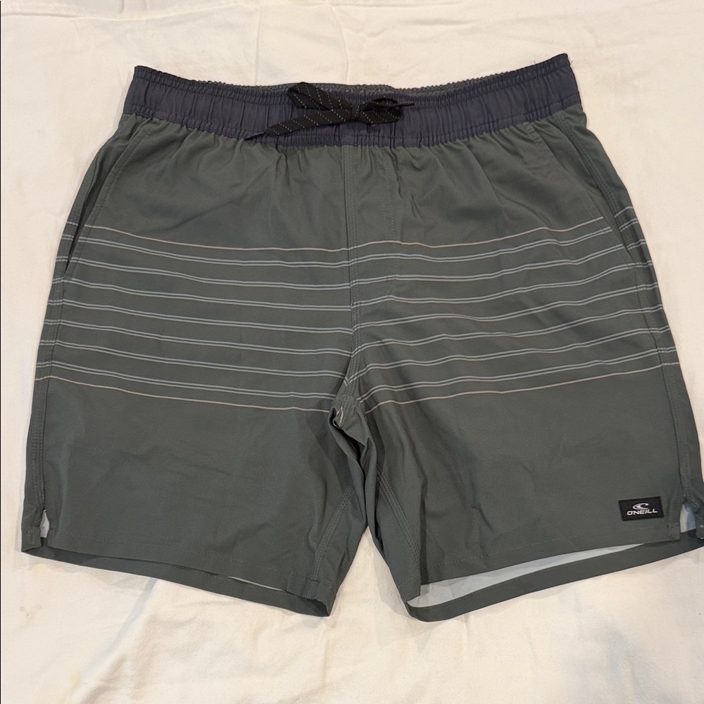 O’Neil hybrid stretch shorts